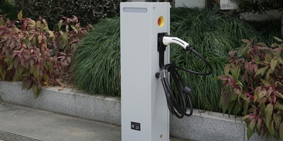 不銹鋼水、電、照明一體樁全方位解析