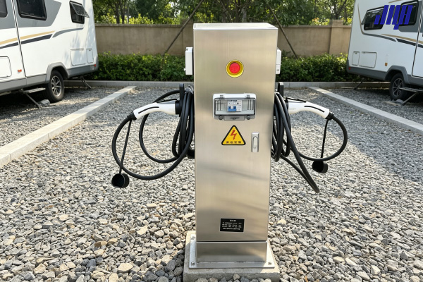 極亞智能GREC系列7KW新能源水電樁產品圖